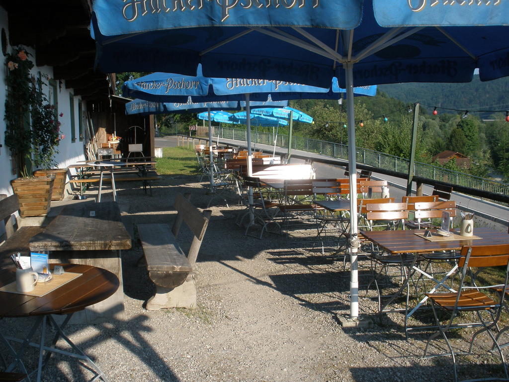 Alpengasthof Zur Loisach Hotel Grossweil Exterior photo