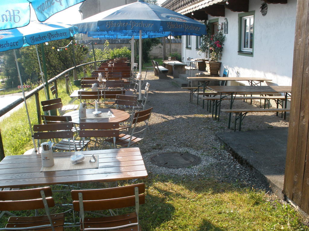 Alpengasthof Zur Loisach Hotel Grossweil Exterior photo