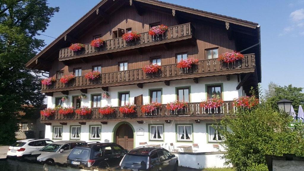 Alpengasthof Zur Loisach Hotel Grossweil Exterior photo